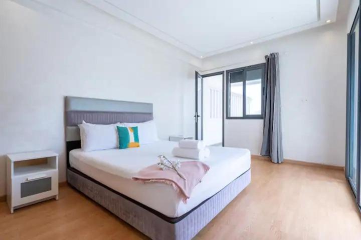 Cosy 80 M2 With 2 Balcony 5min Hassan 2 *